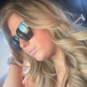 Meet your Posher, Sophie